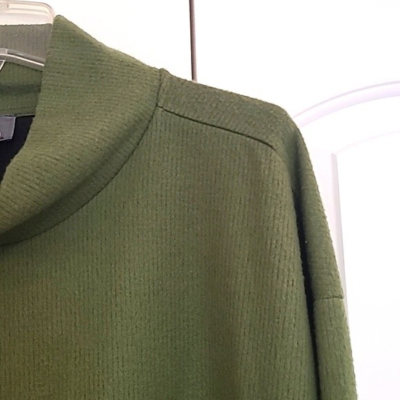 Anthropologie Theresa Tunic Top Green Size Small - Picture 9 of 11